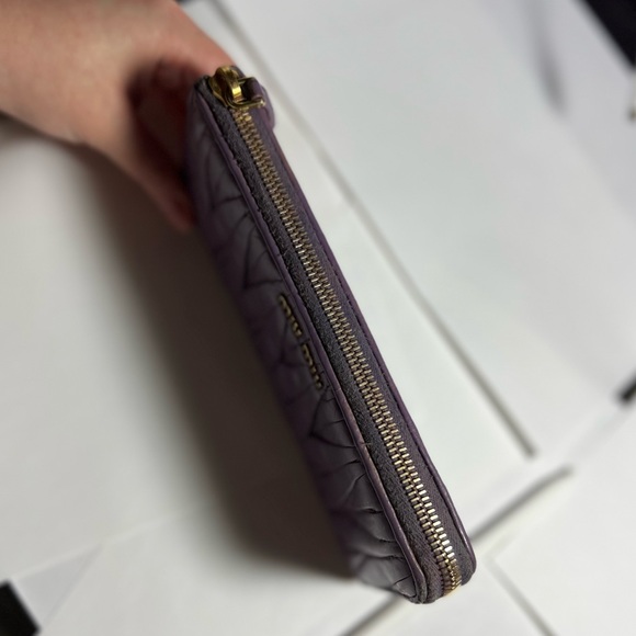 Authentic Miu Miu Matelasse Wallet purple - Picture 7 of 9
